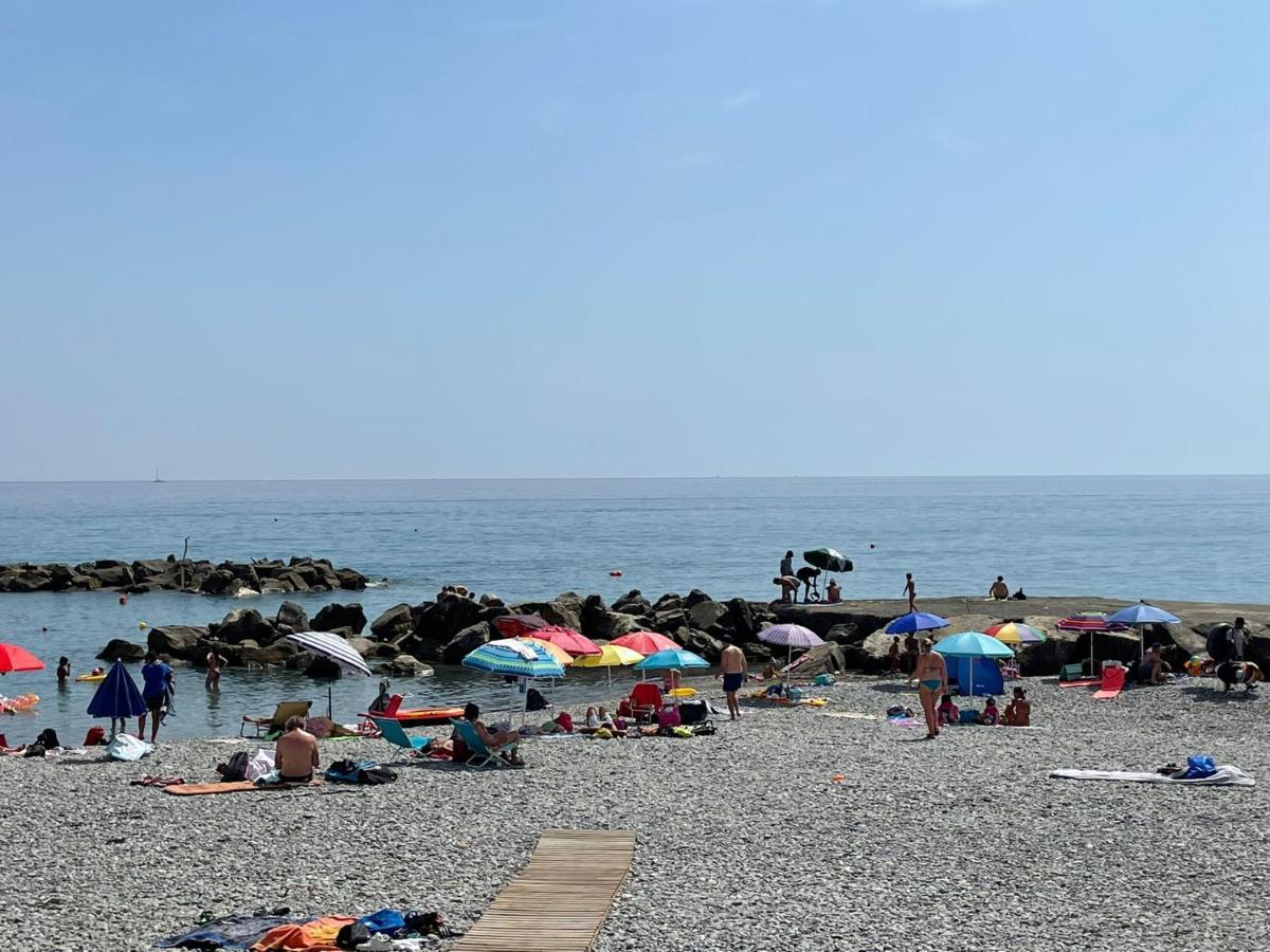 Ferienwohnung Casa Arcobaleno Ventimiglia Exterior foto